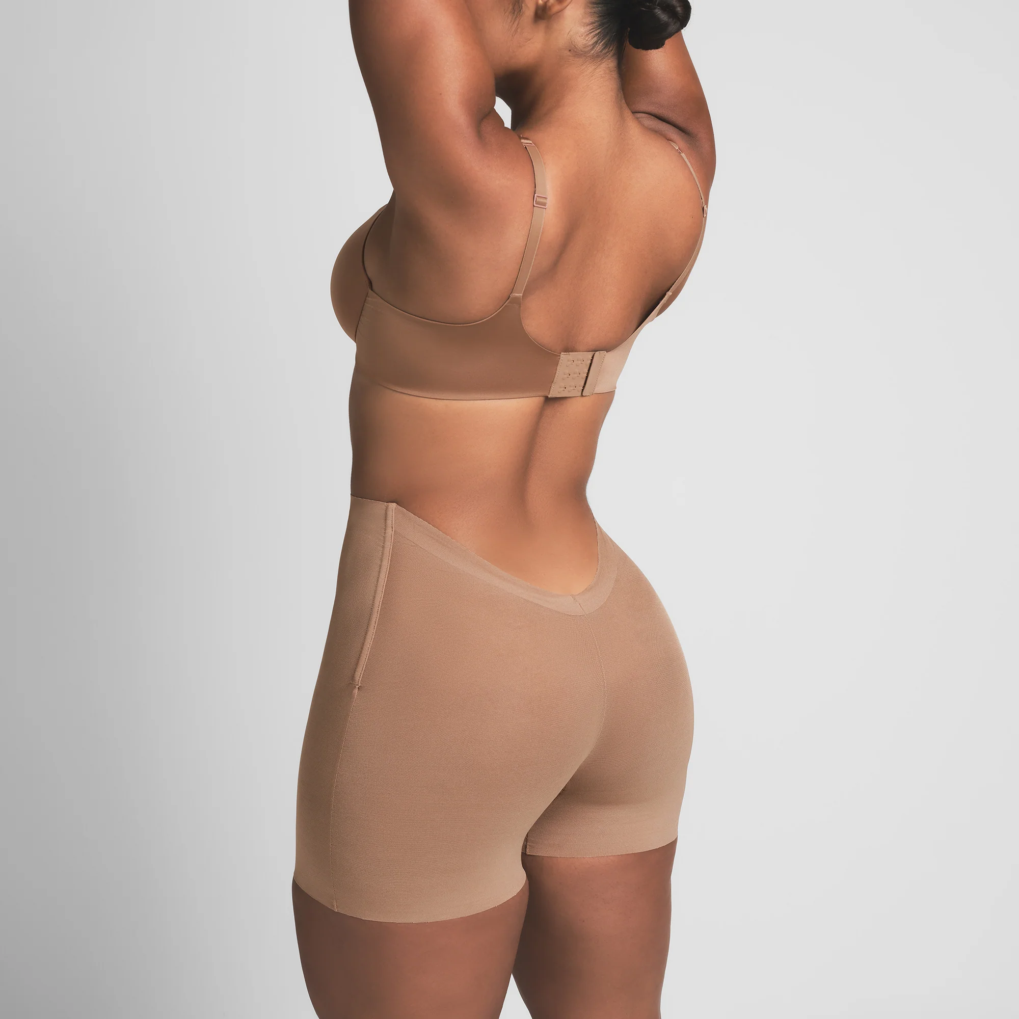 SHEER SCULPT LOW BACK SHORT | SIENNA
