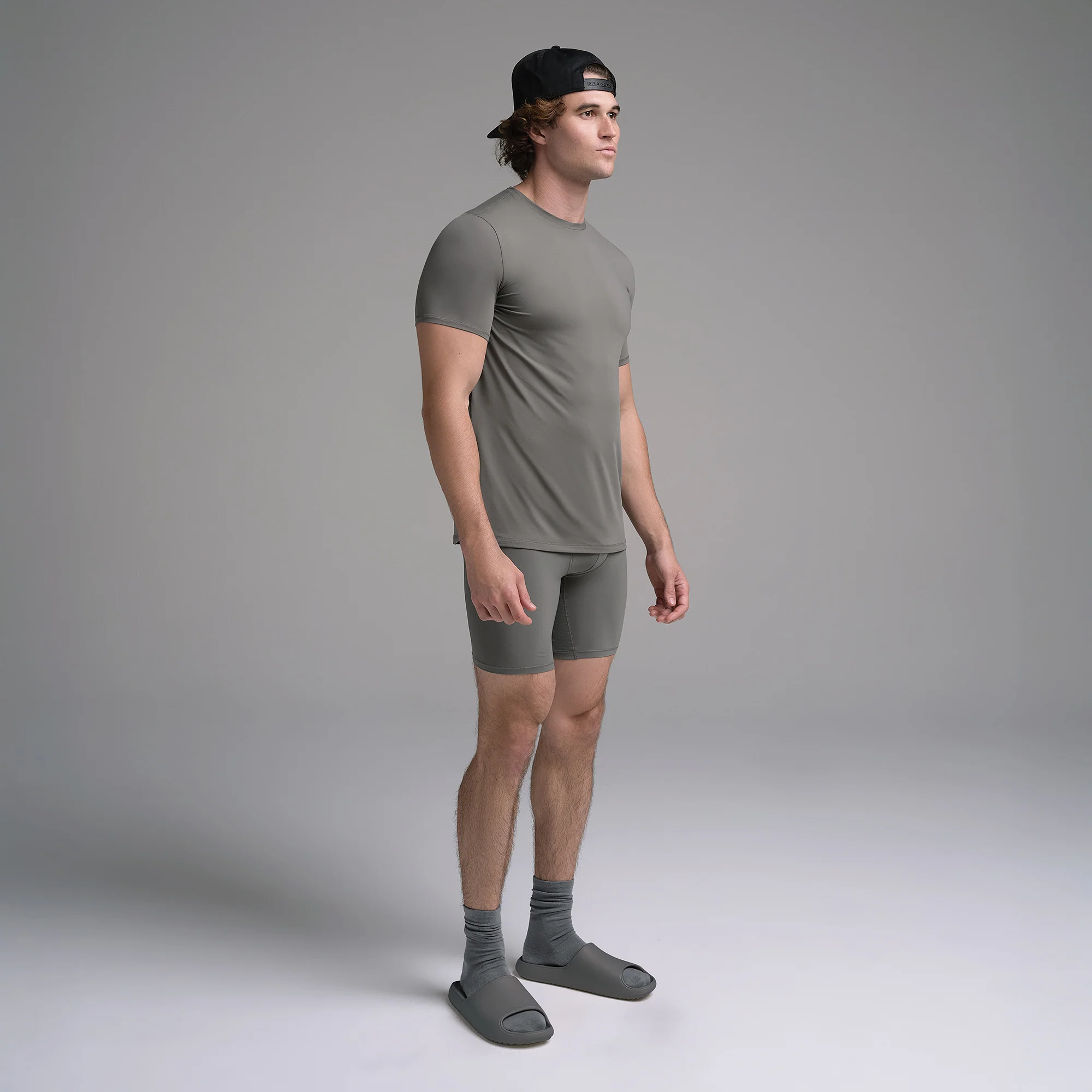 SKIMS FLEX MENS T-SHIRT | GUNMETAL