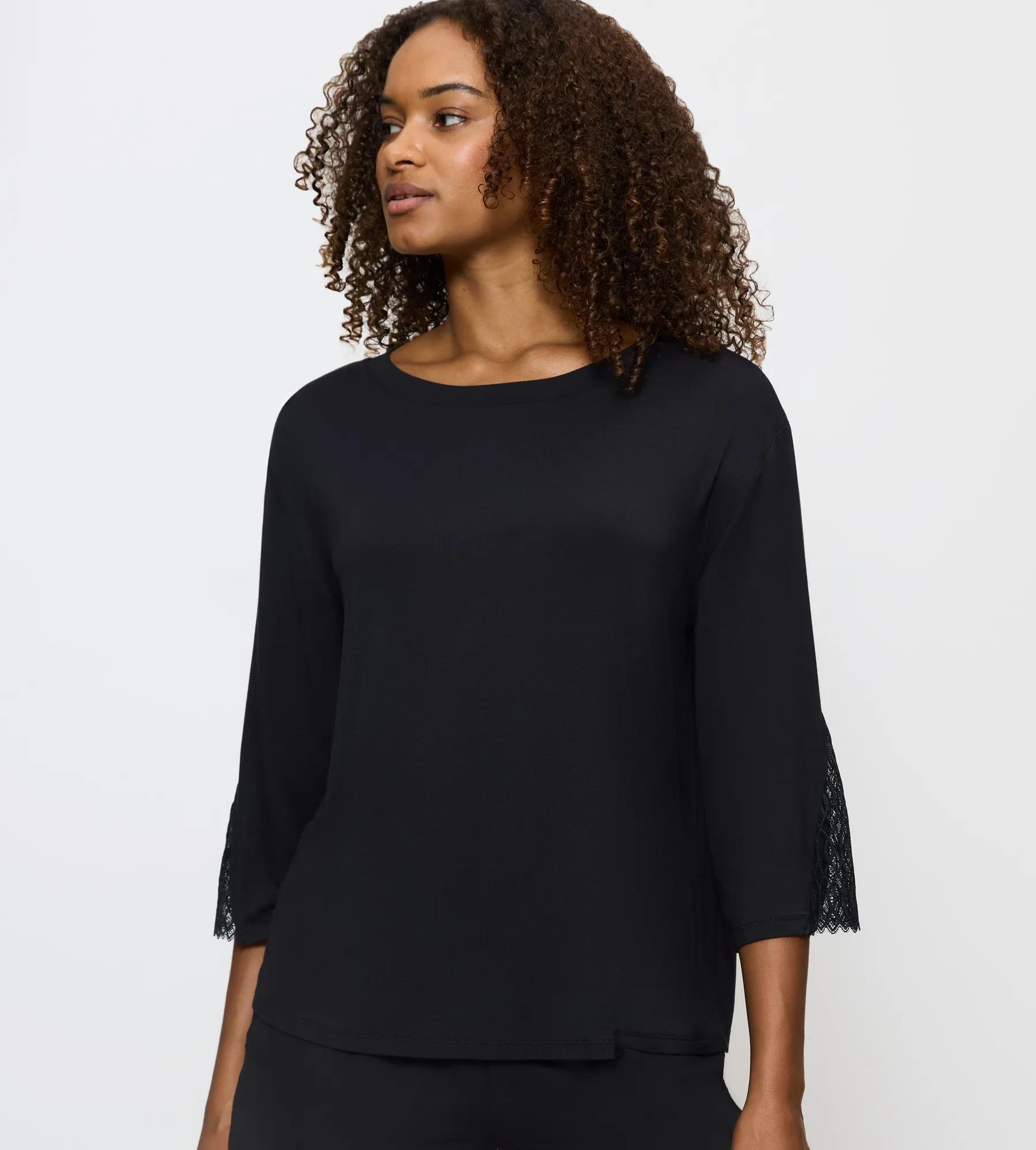 Aura Spotlight  Pyjamas