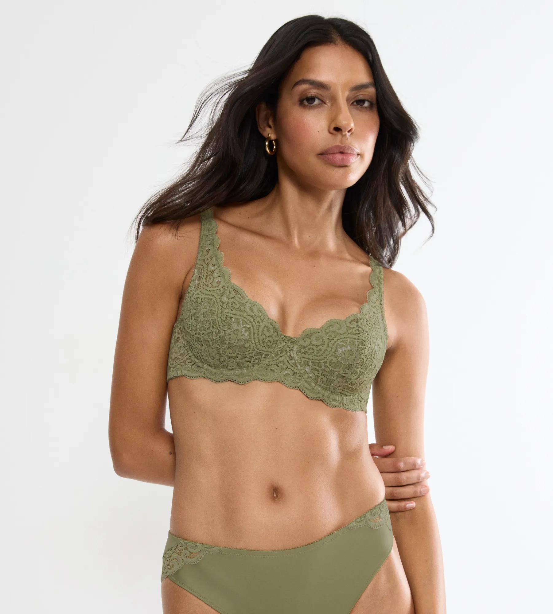 Amourette  Padded bras