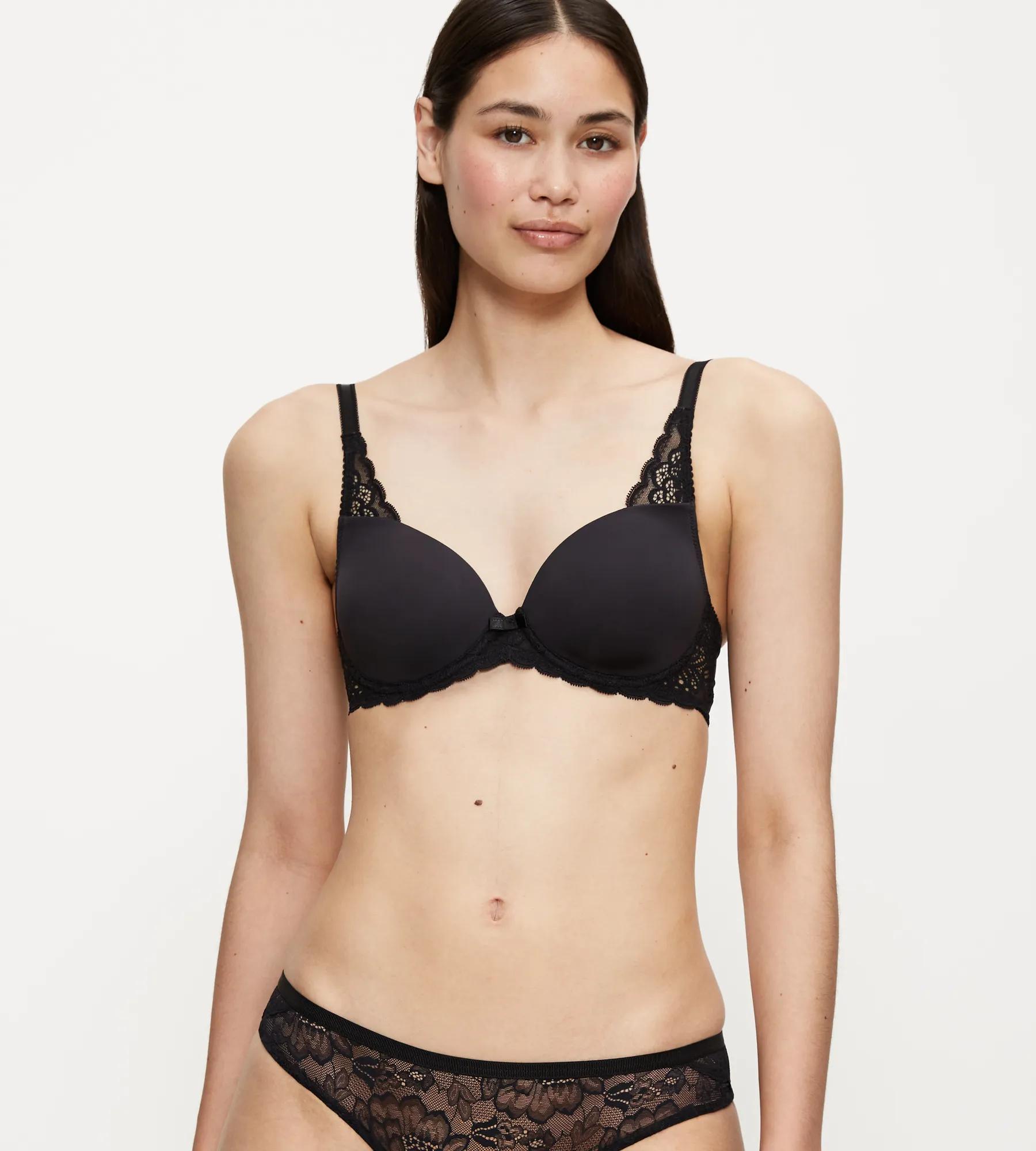 Amourette Spotlight  Padded bras