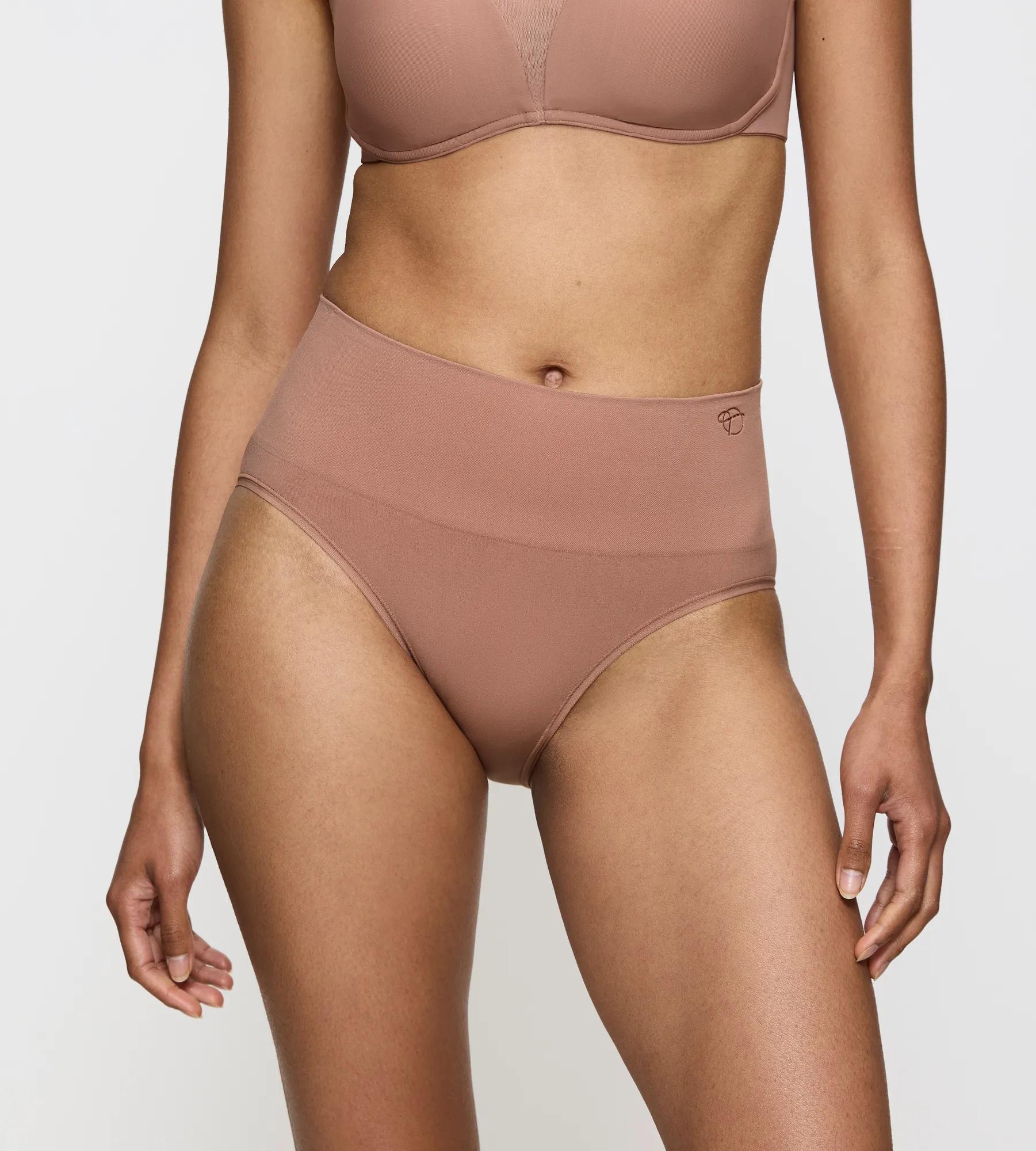 Triumph Soft Sculpt  High waisted