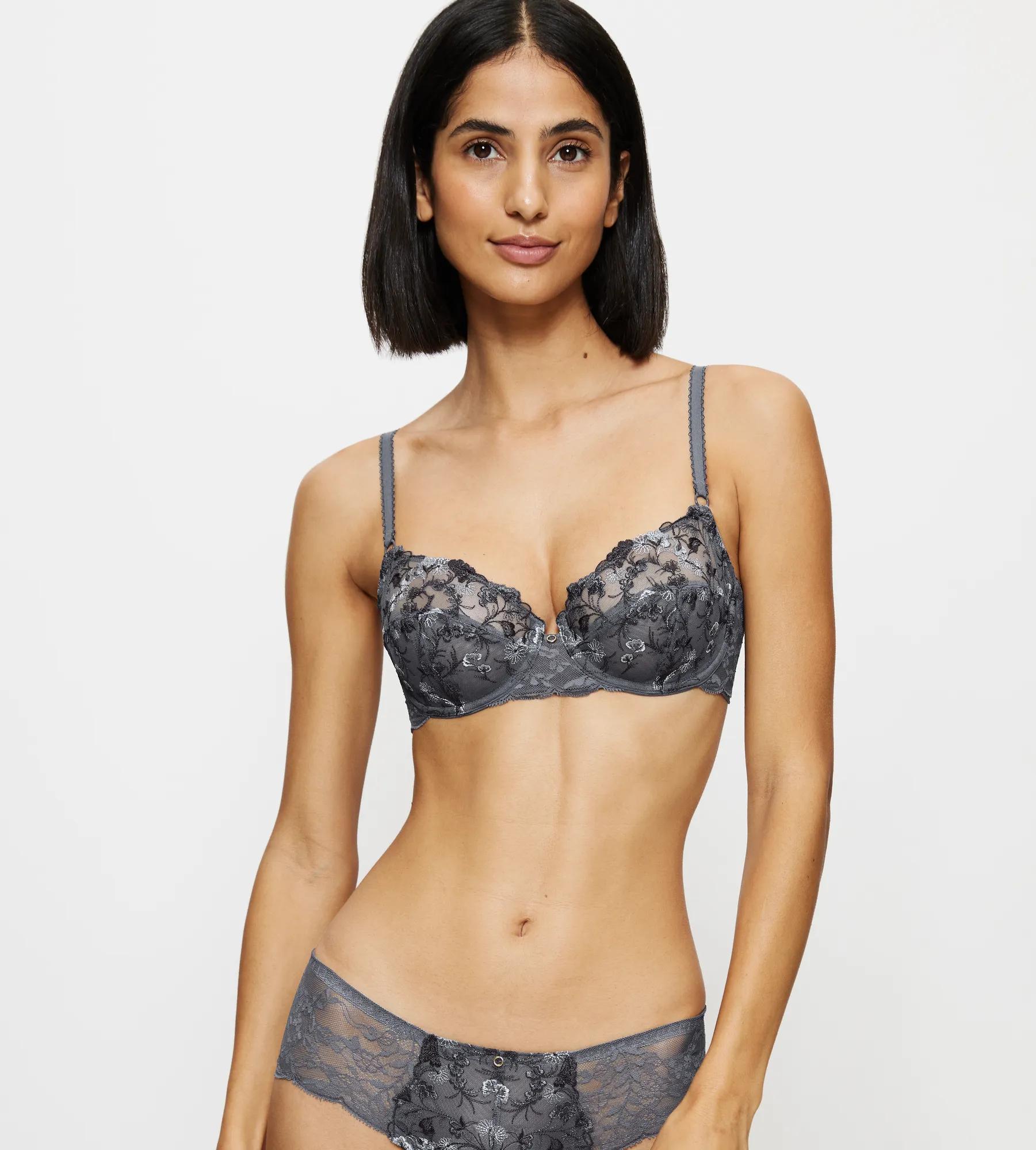 Sensual Spotlight  Underwired bras