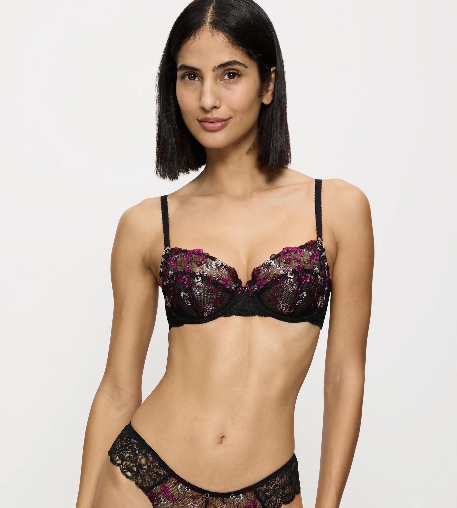 Sensual Spotlight  Underwired bras