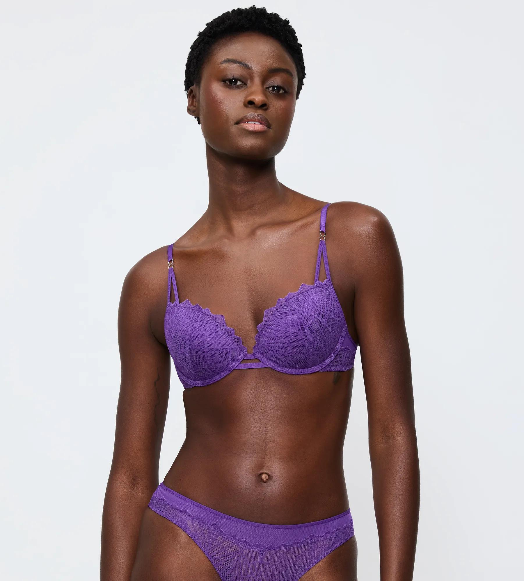 That Night In Vegas  Push-Up bras