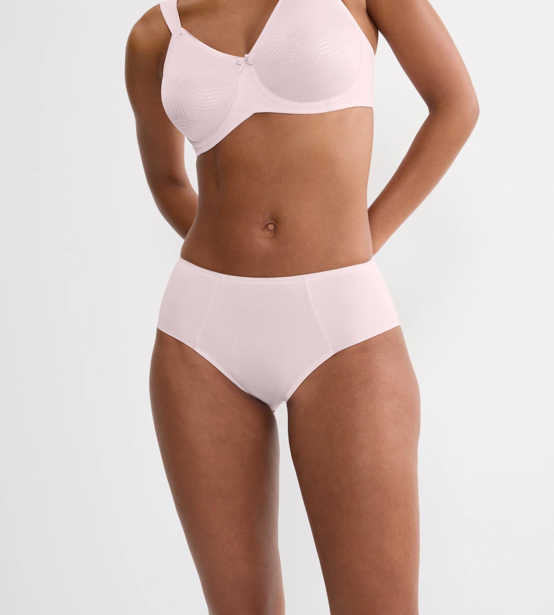 Essential Minimizer T  Hipster