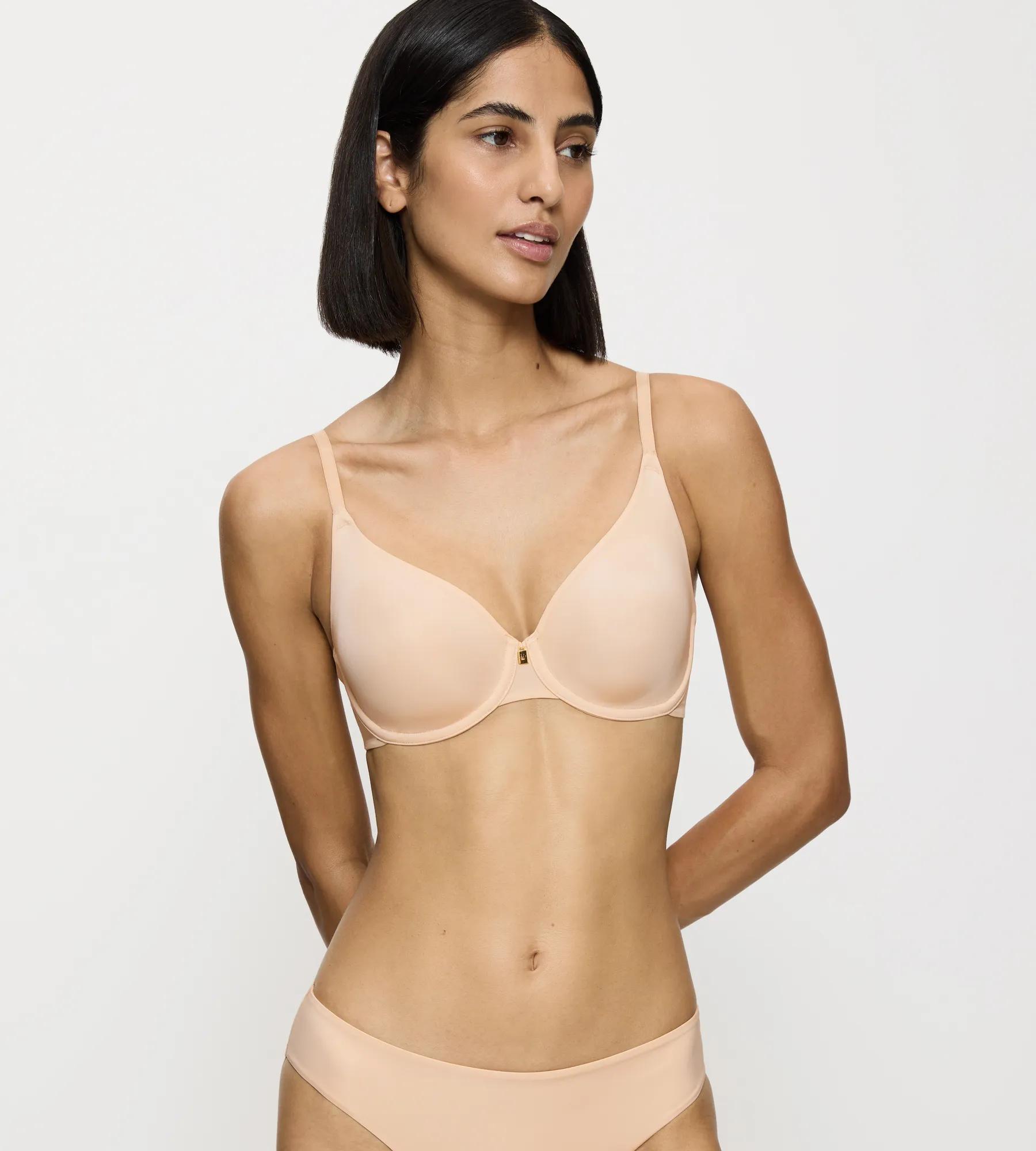 Body Make-Up Essentials  Underwired bras