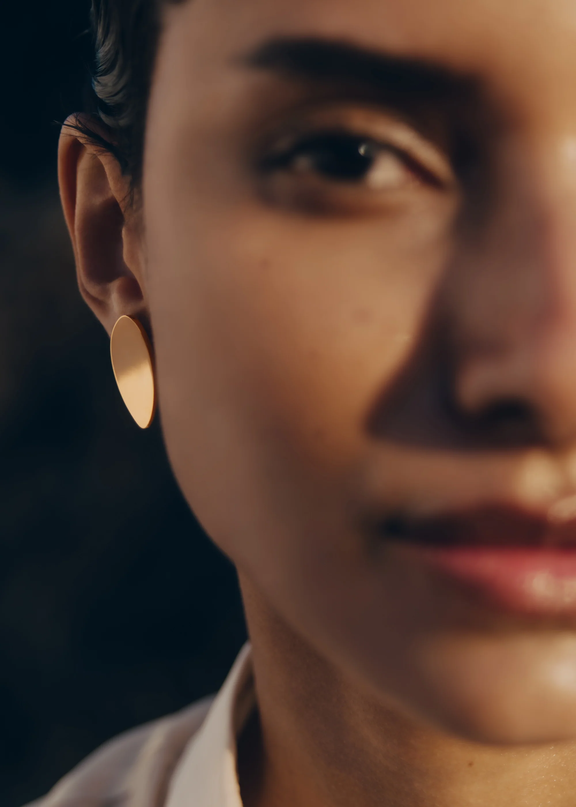 Stud Earrings Naé-Edition Smoked glass