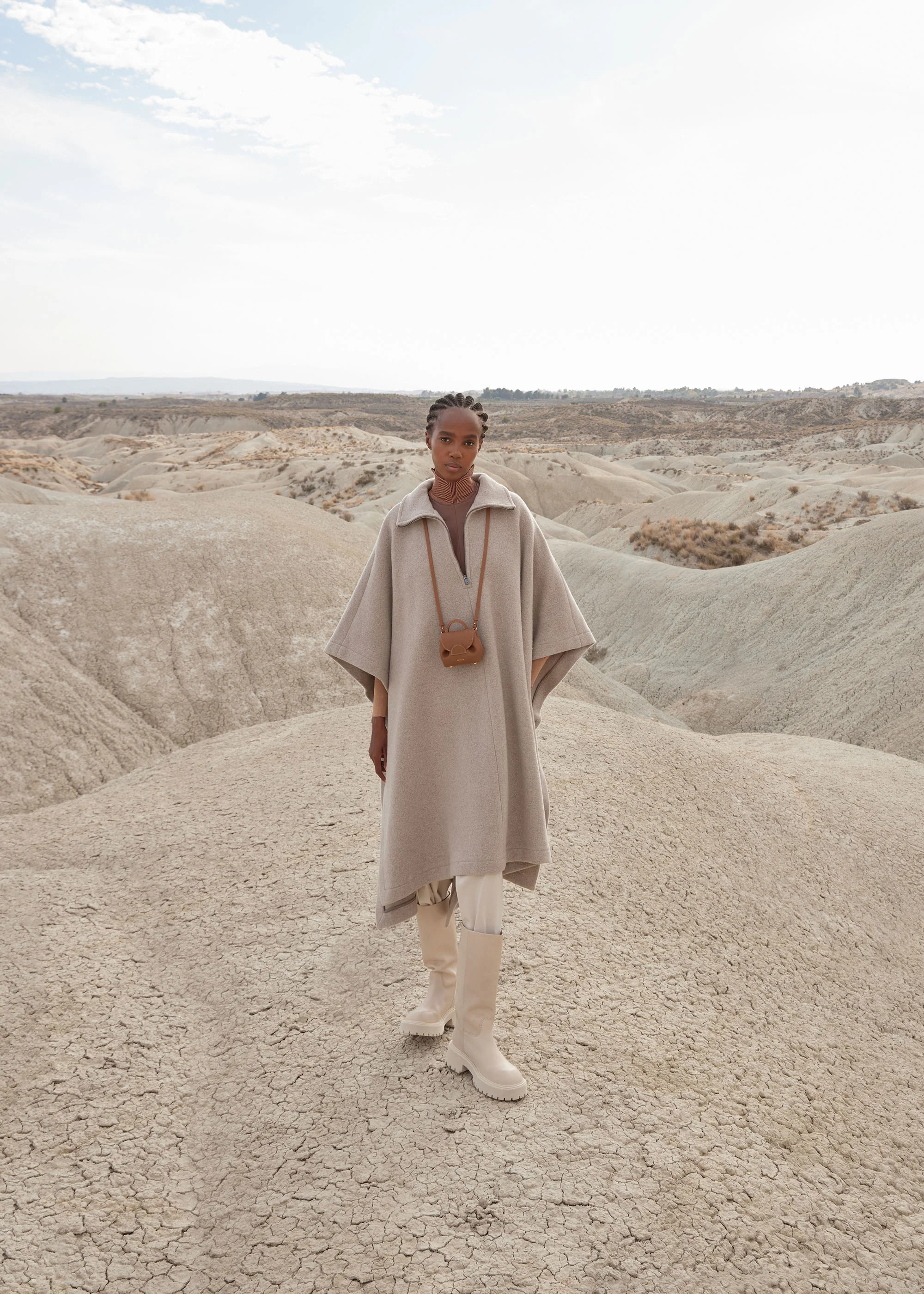 Numéro Un Micro - Textured Camel