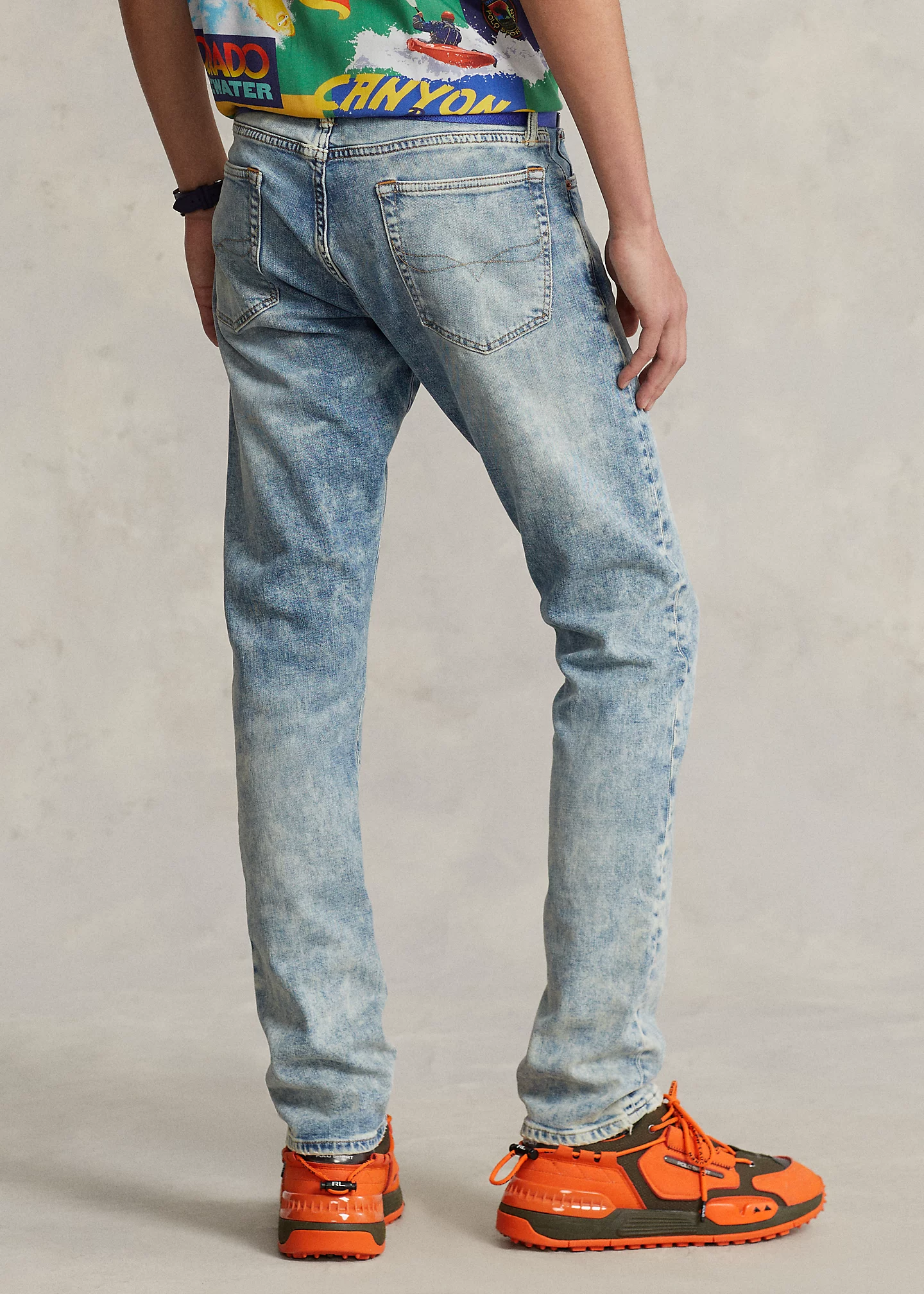 Sullivan Slim Faded Performance Jean