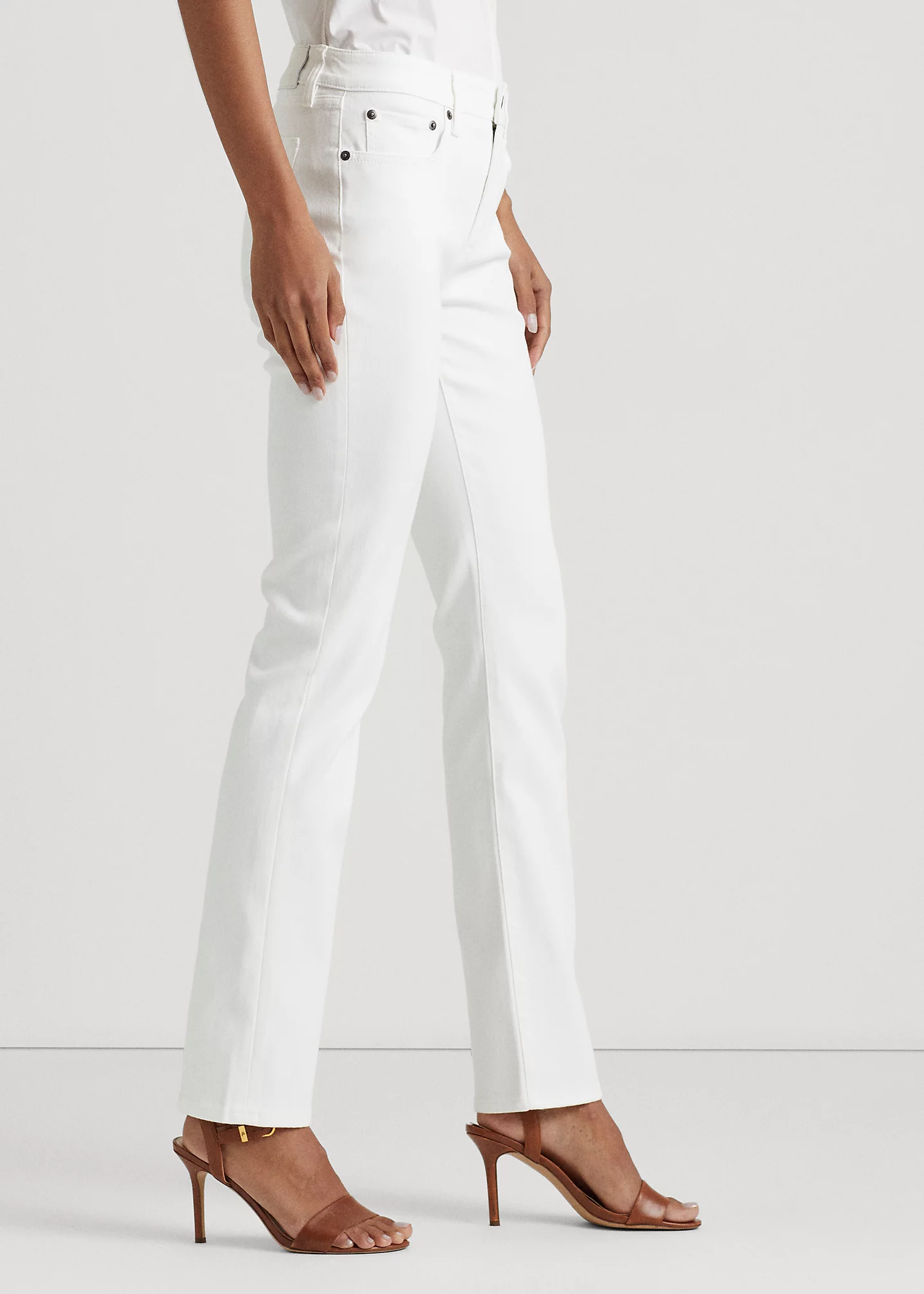 Mid-Rise Straight Jean