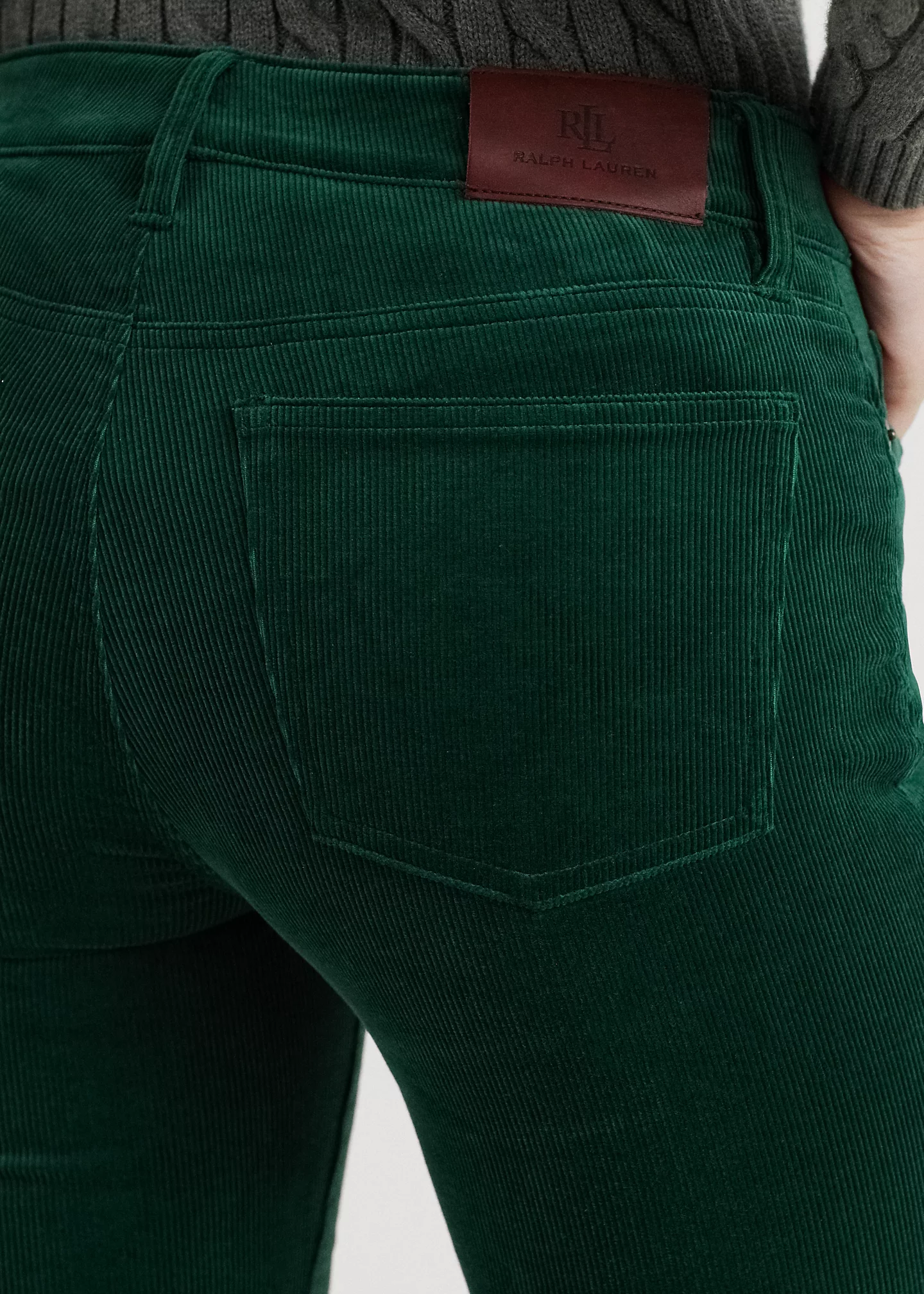 Stretch Corduroy Mid-Rise Straight Pant