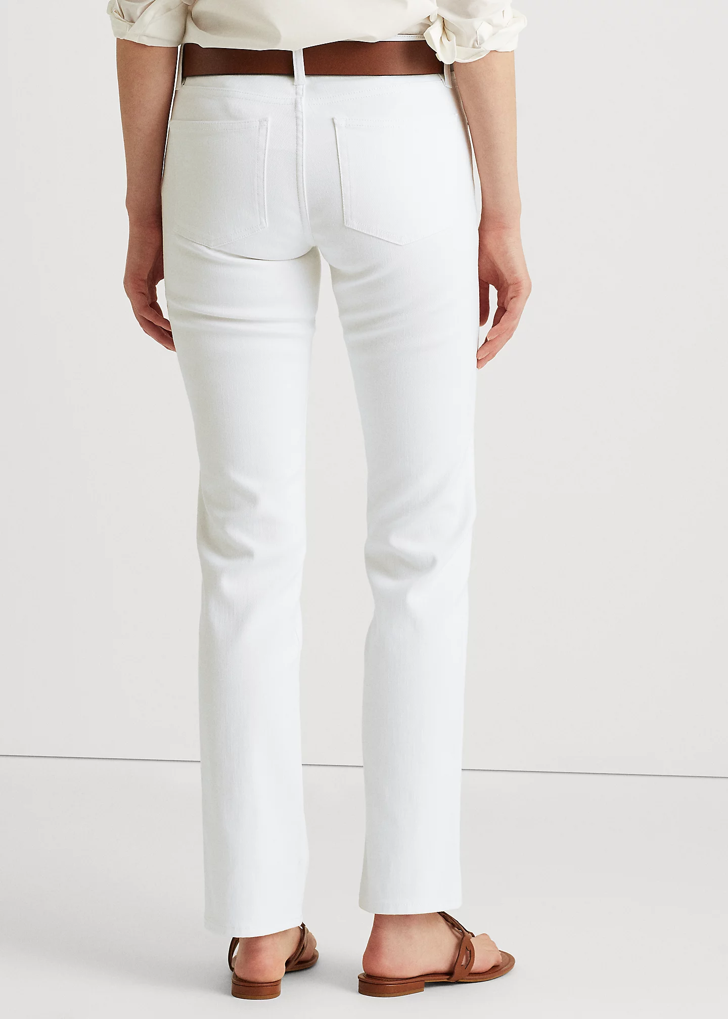 Mid-Rise Straight Jean