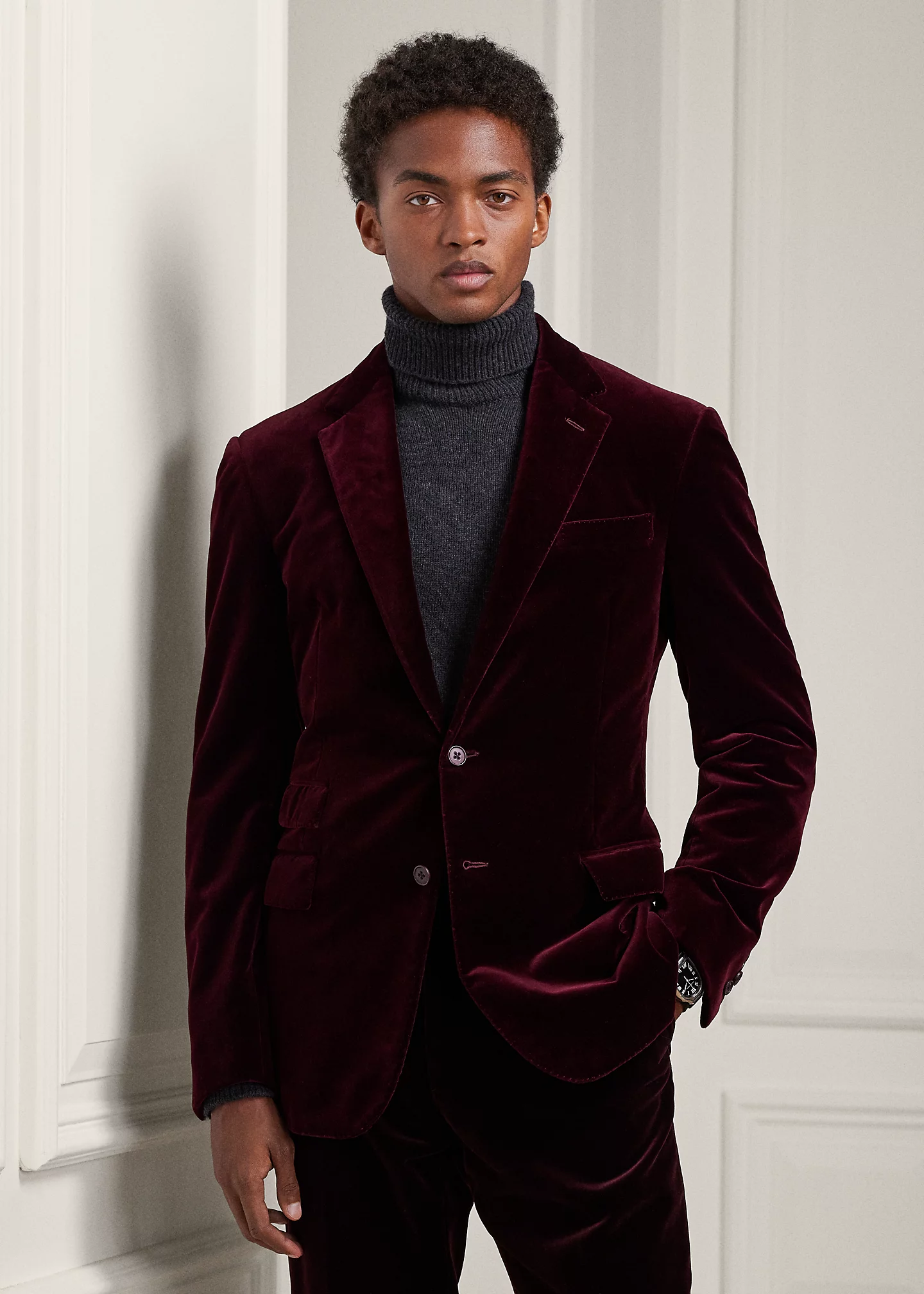 Kent Hand-Tailored Velvet Jacket