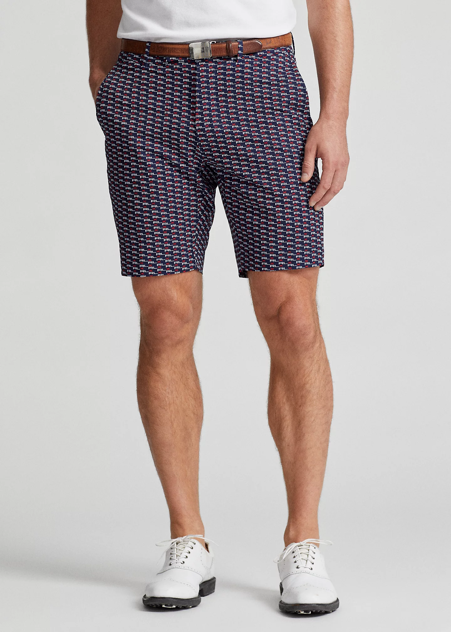 9-Inch Tailored Fit Featherweight Short