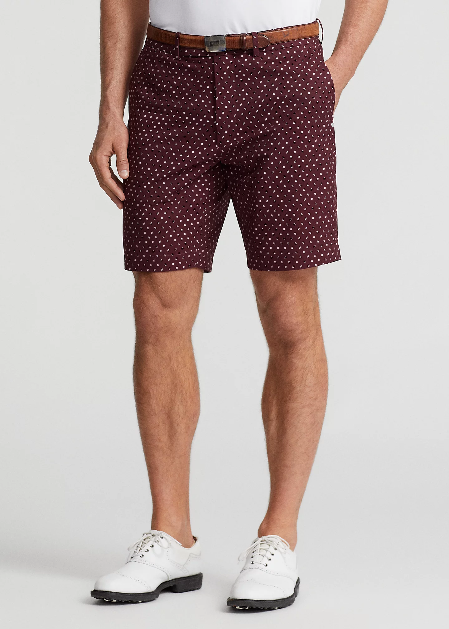 9-Inch Tailored Fit Featherweight Short