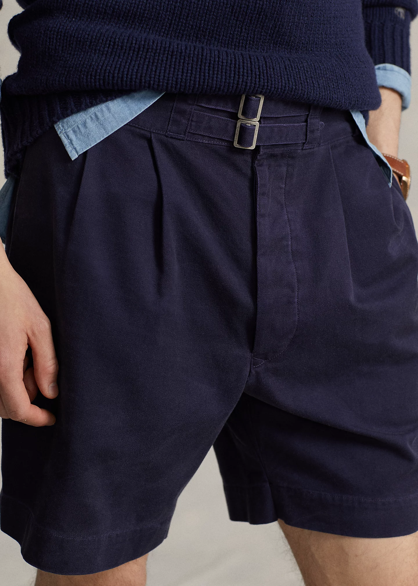 7-Inch Relaxed Fit Pleated Twill Short