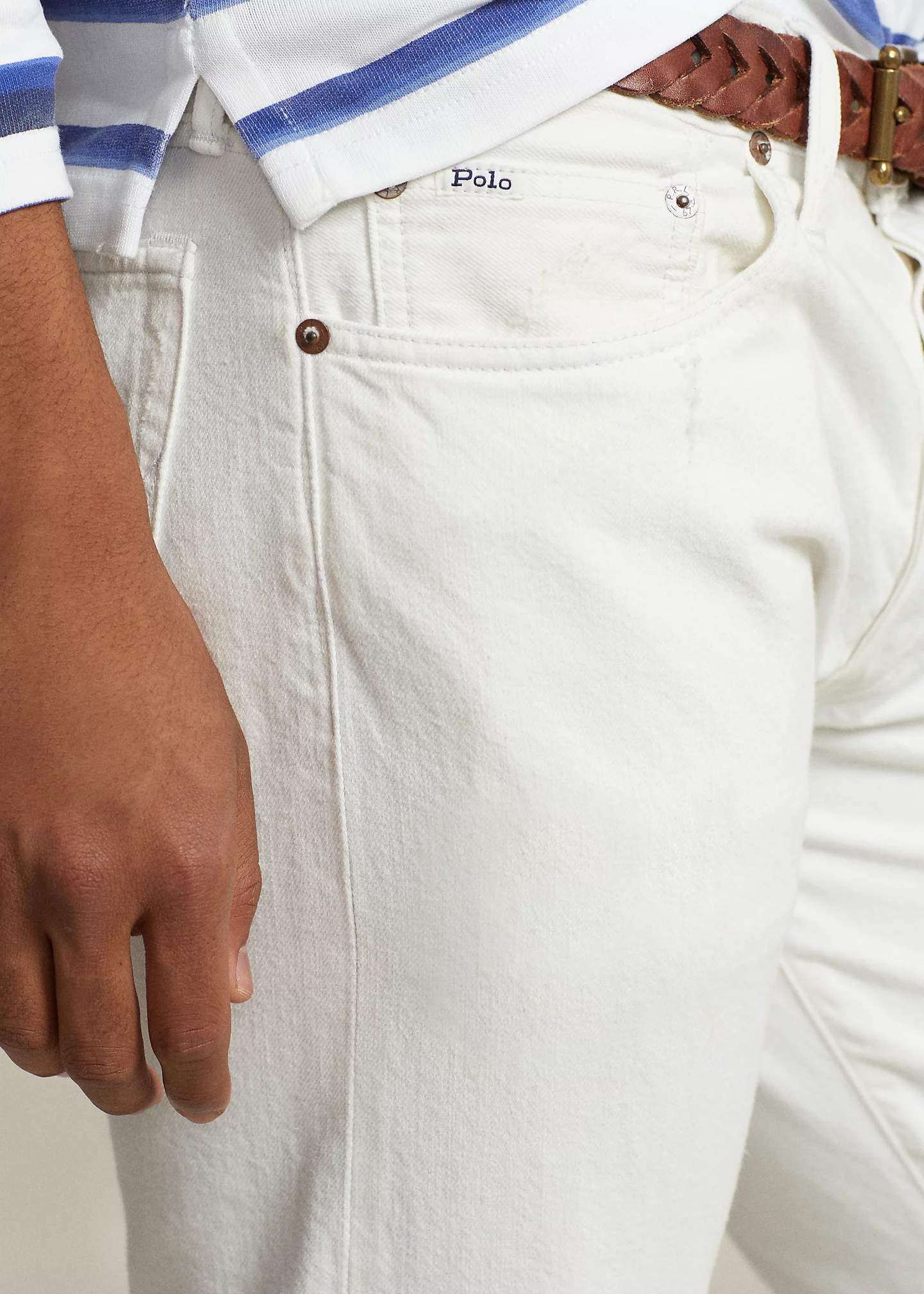 Sullivan Slim Distressed Jean