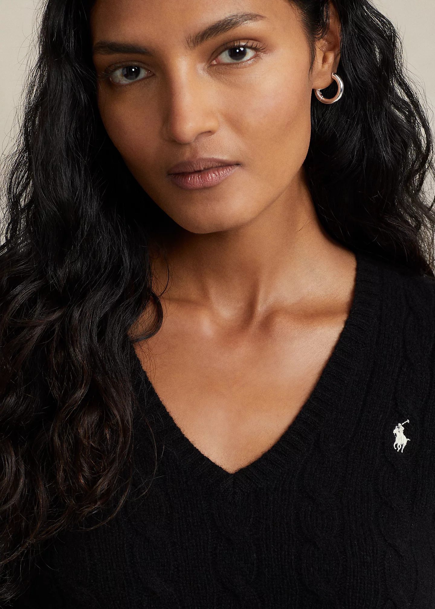 Cable-Knit Wool-Cashmere V-Neck Sweater