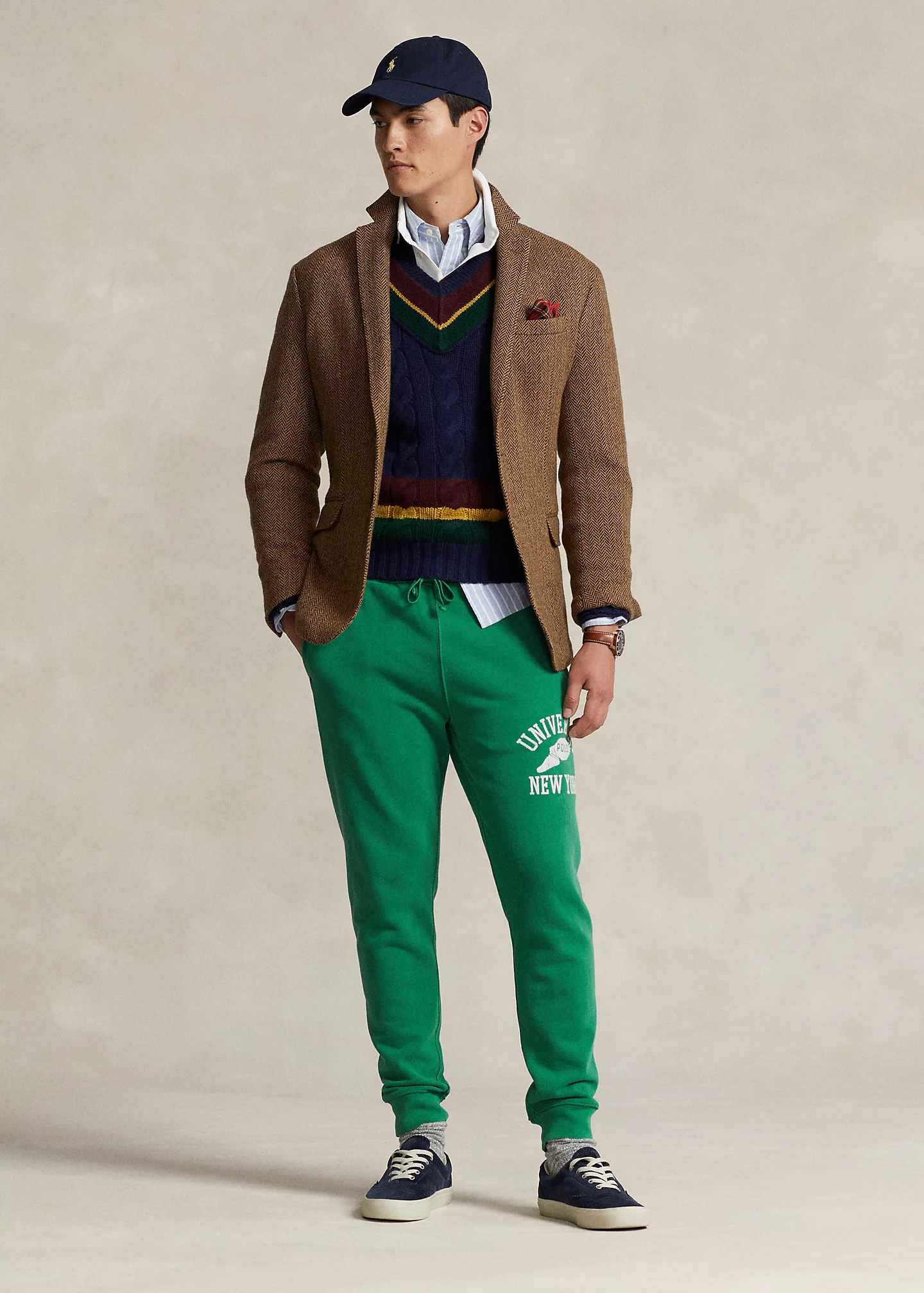 Fleece Graphic Jogger Pant