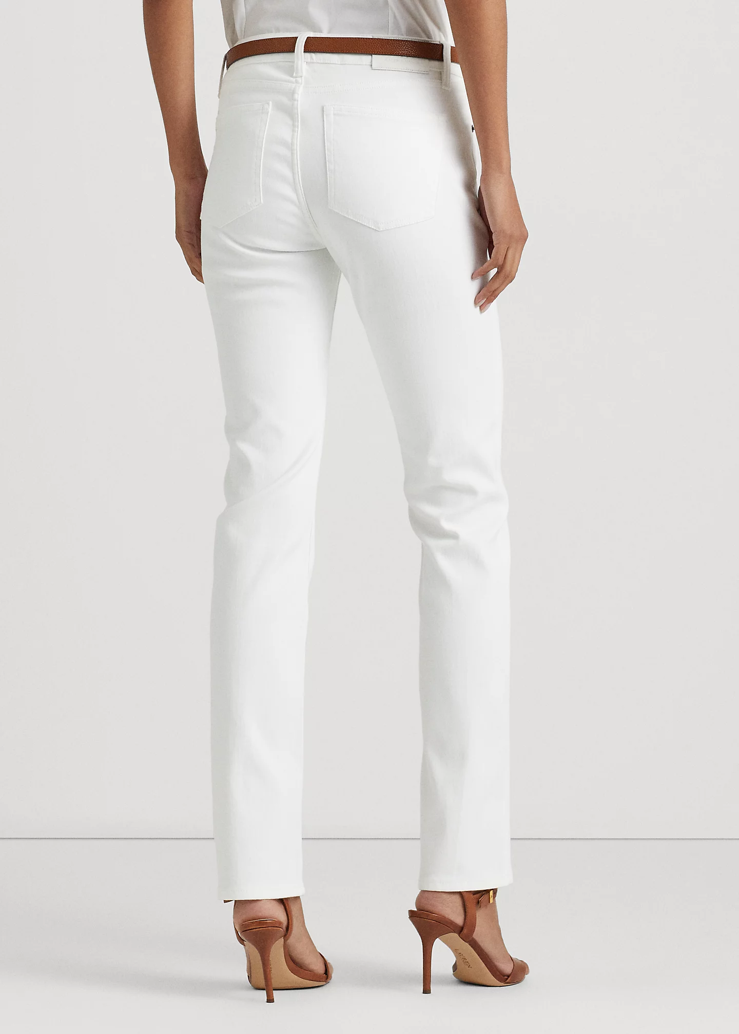 Mid-Rise Straight Jean