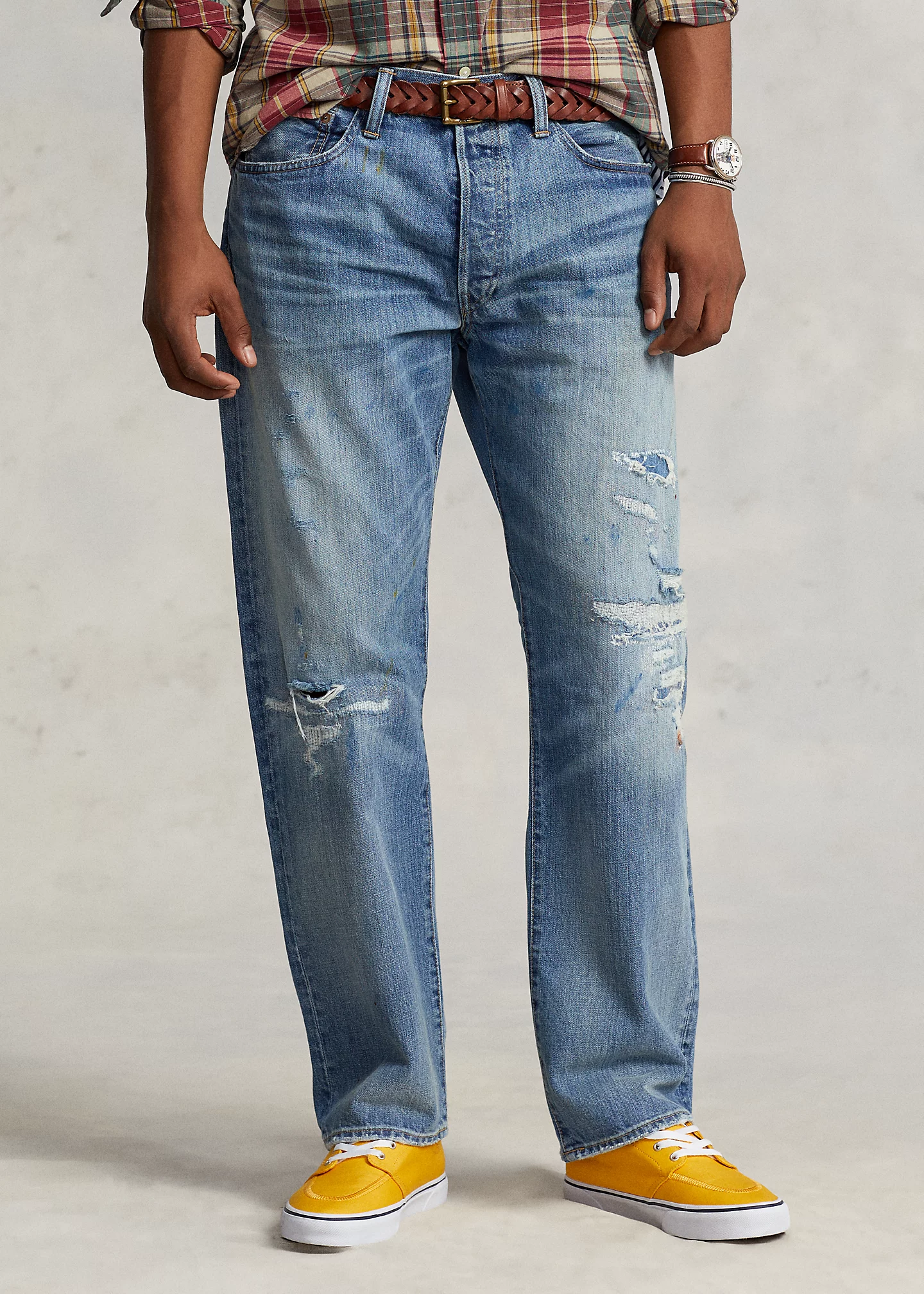 Classic Fit Distressed Jean