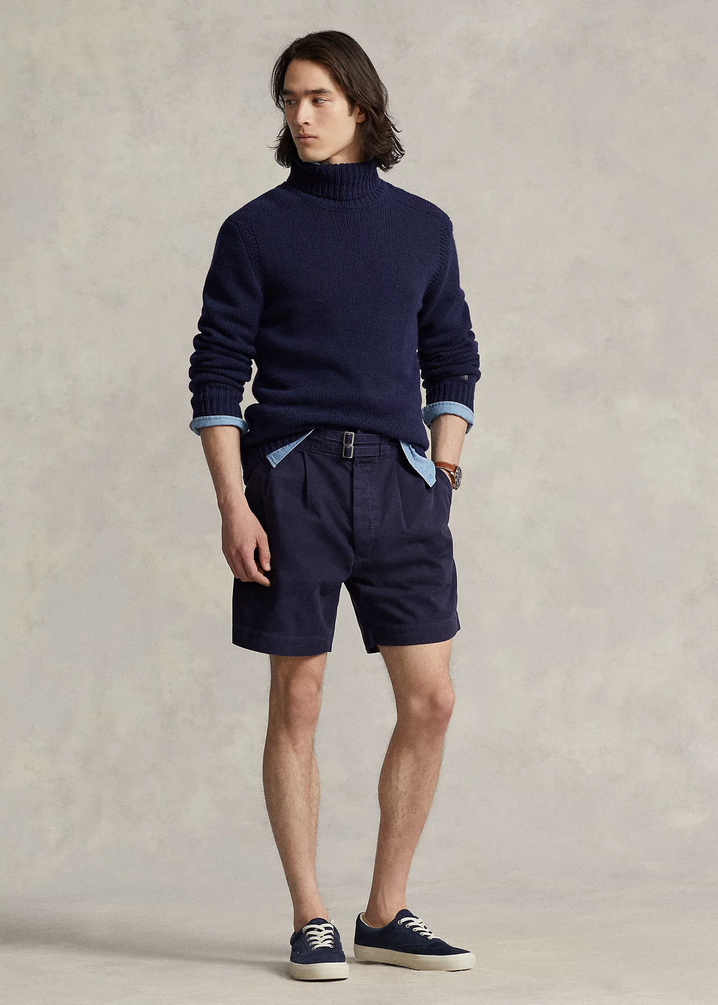 7-Inch Relaxed Fit Pleated Twill Short