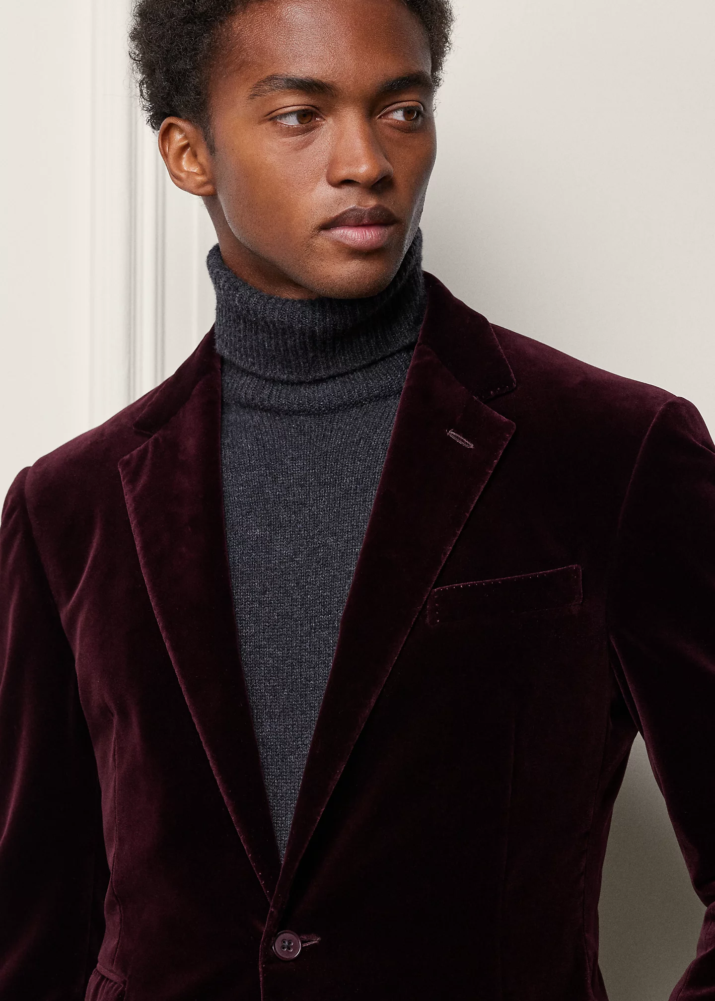 Kent Hand-Tailored Velvet Jacket