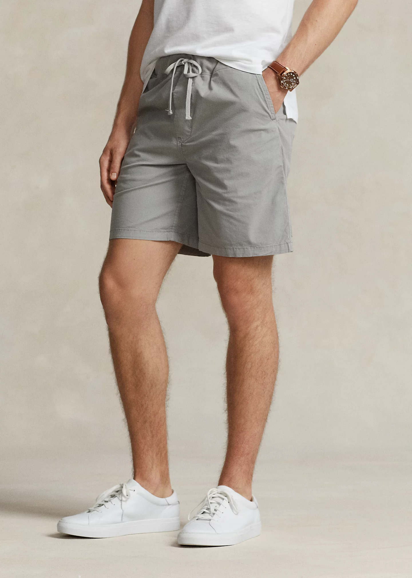 7-Inch Relaxed Fit Stretch Poplin Short
