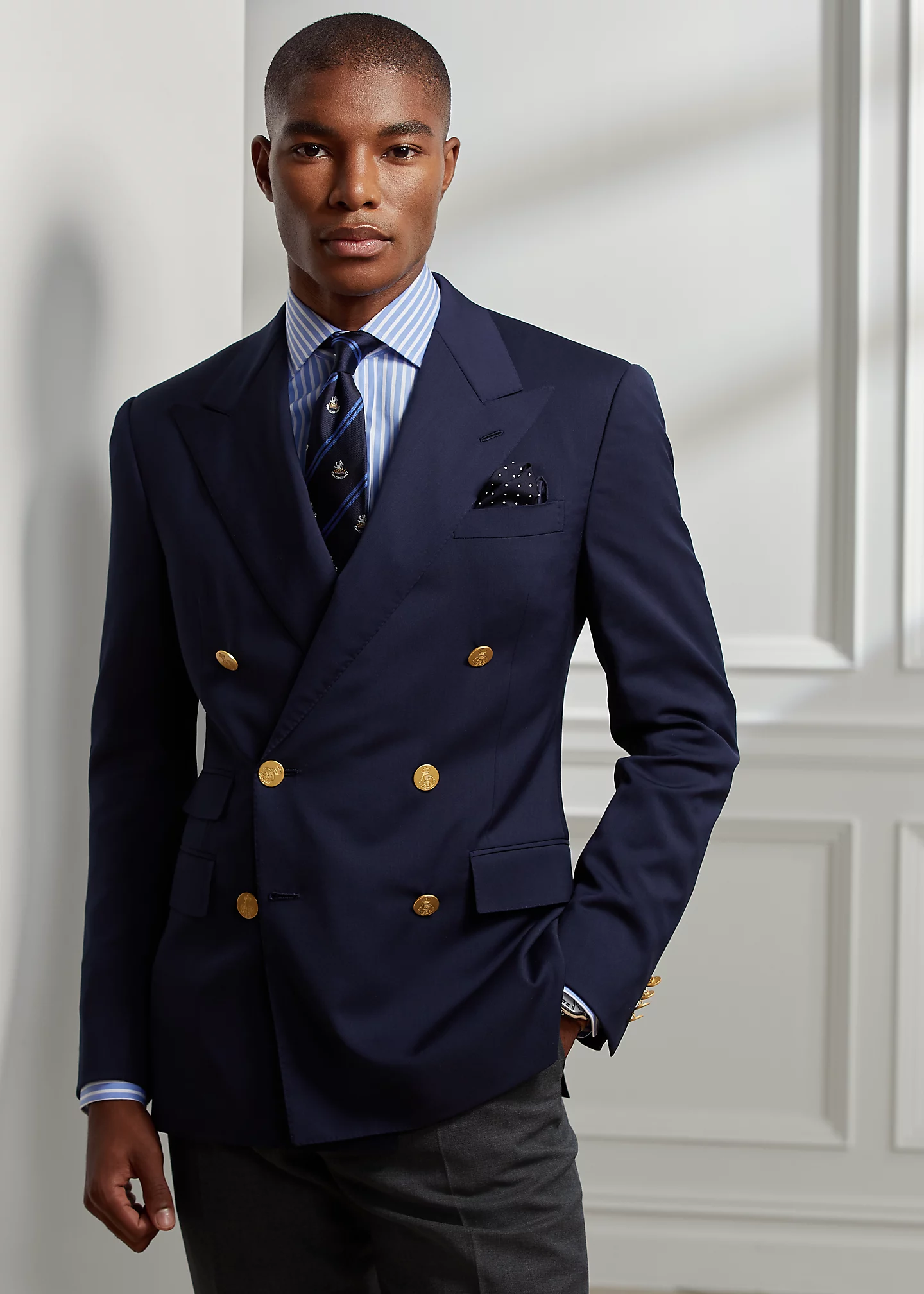 Gregory Hand-Tailored Peak-Lapel Blazer
