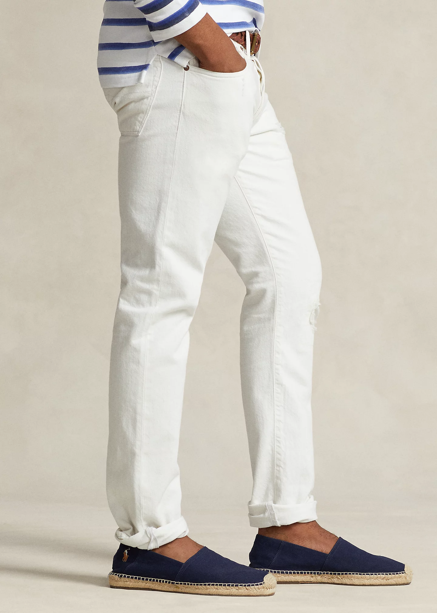 Sullivan Slim Distressed Jean