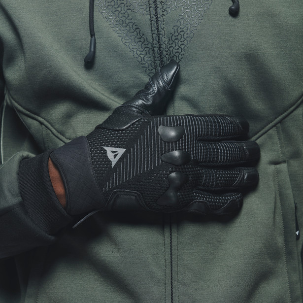 UNRULY ERGO-TEK GLOVES