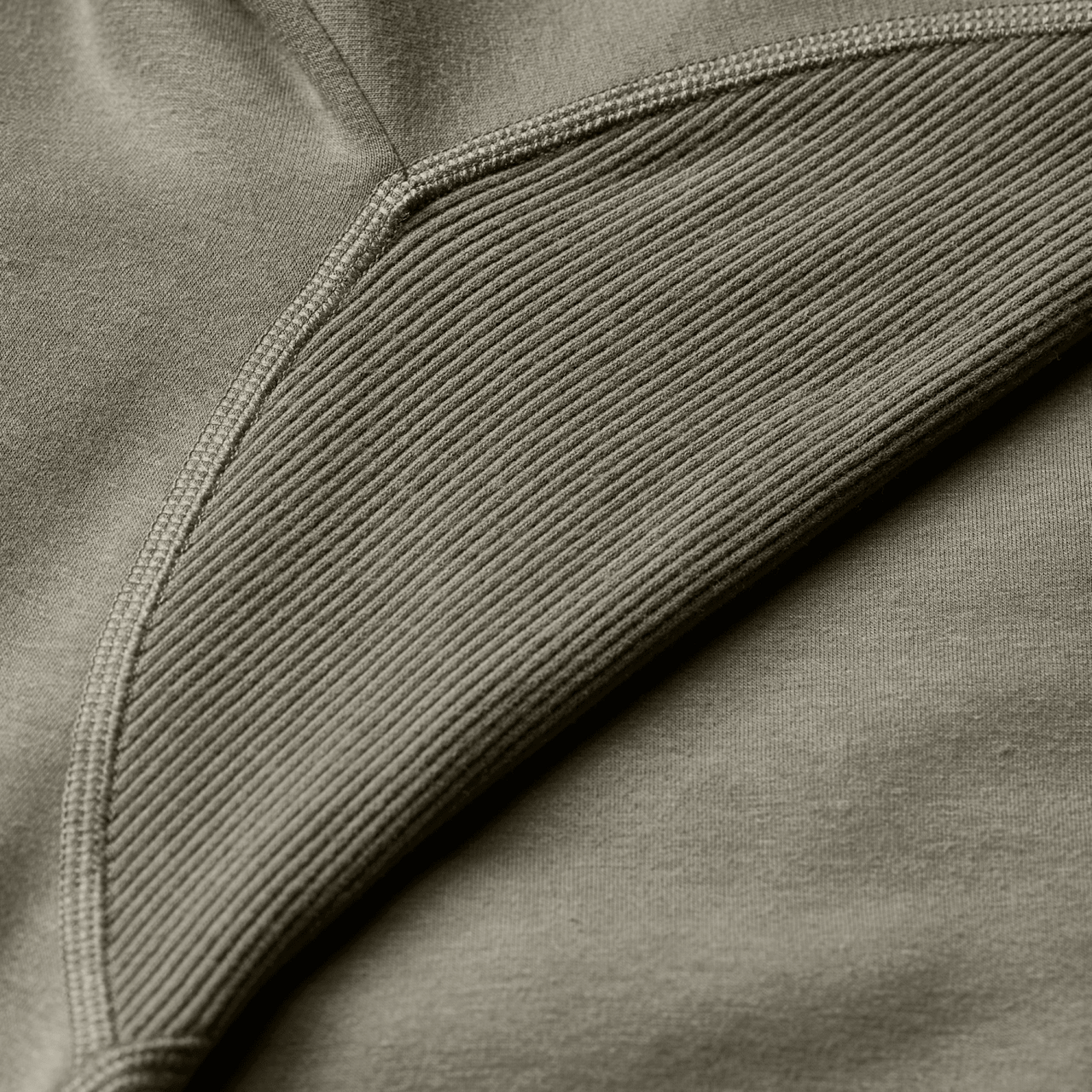 Essential Crew Sweatshirt