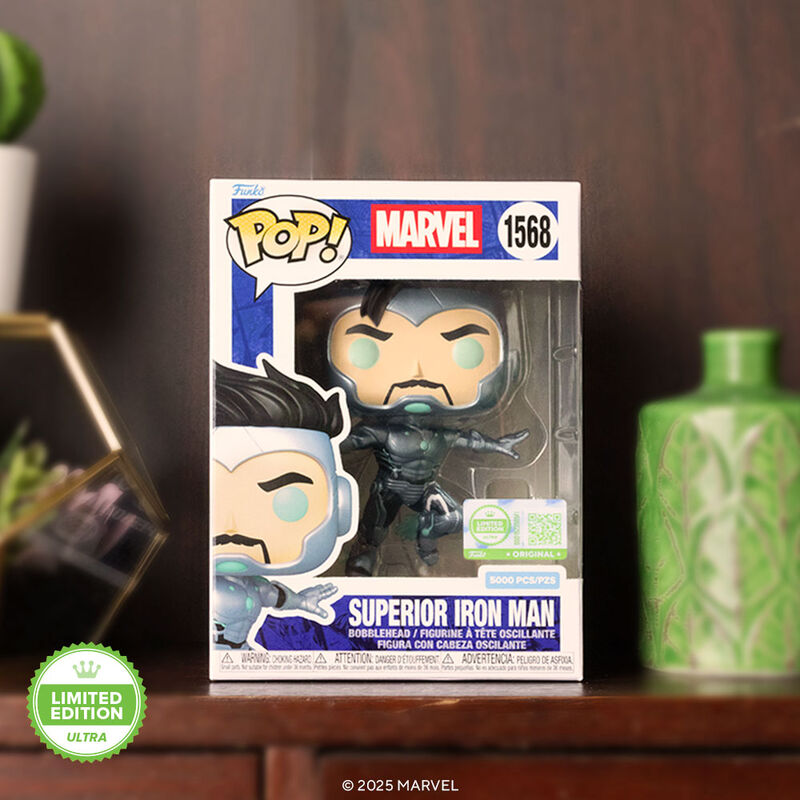 Marvel Pop! Superior Iron Man with Pop! Protector
