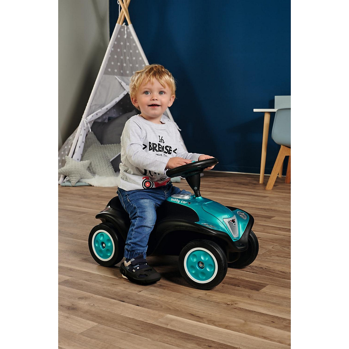 BIG Bobby Car NEXT, rot/schwarz schwarz/rot