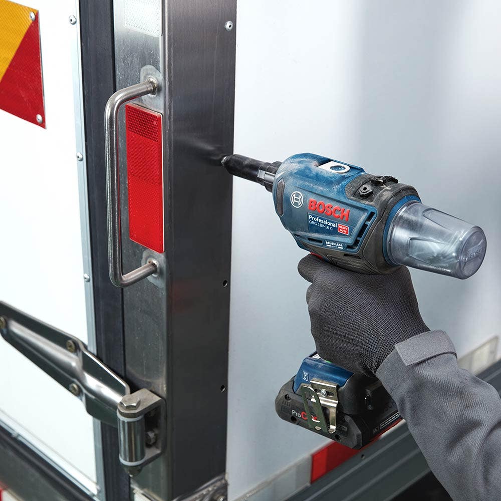 BOSCH 18V 2 x 5.0Ah Rivet Tool Kit 06019K5041