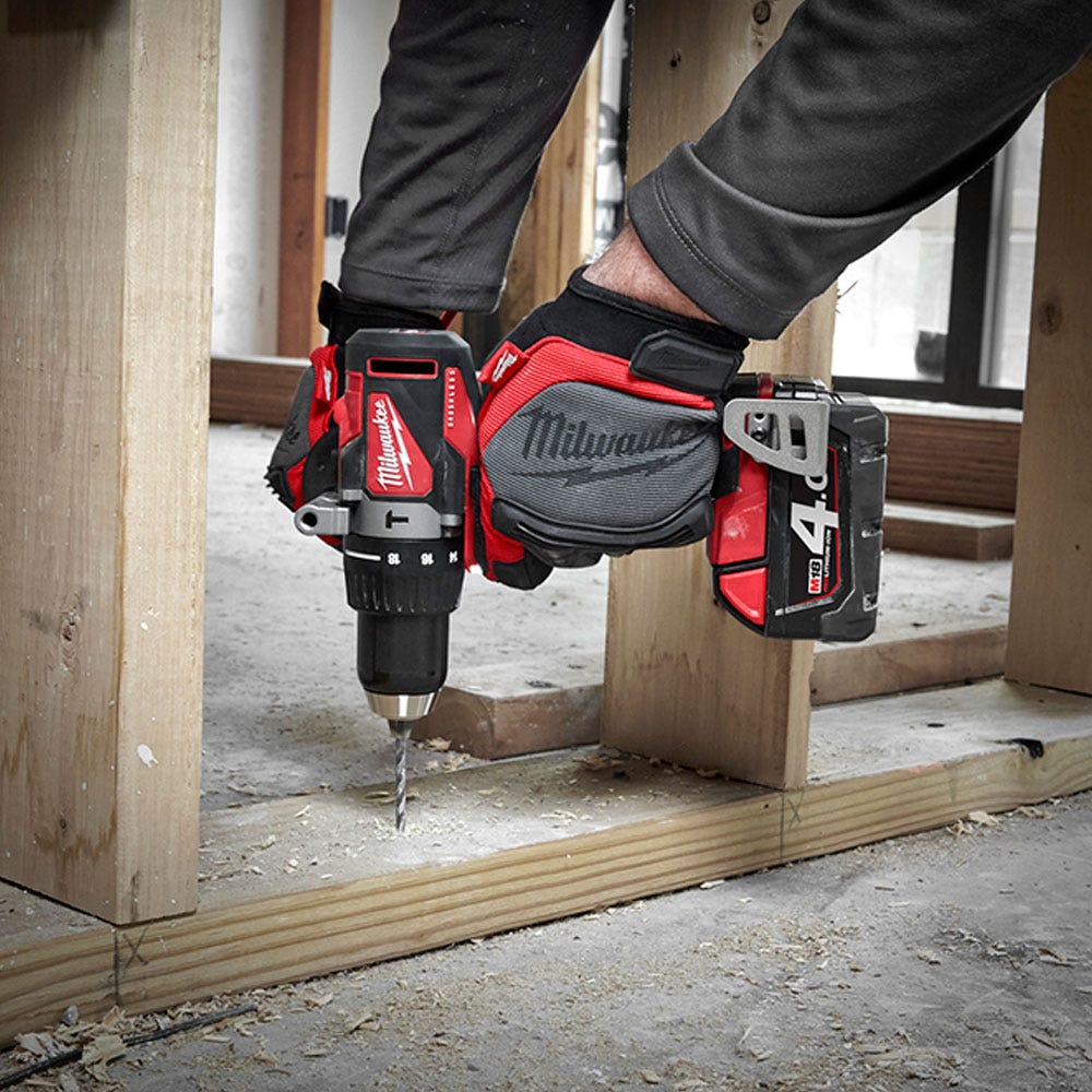 MILWAUKEE 18V Brushless 13mm Hammer Drill/Driver M18BLPD2-0