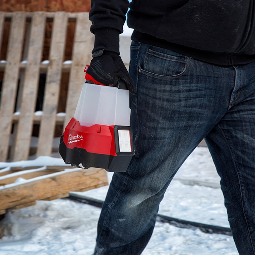 MILWAUKEE 18V Compact Site Light w. Flood Mode M18TAL-0