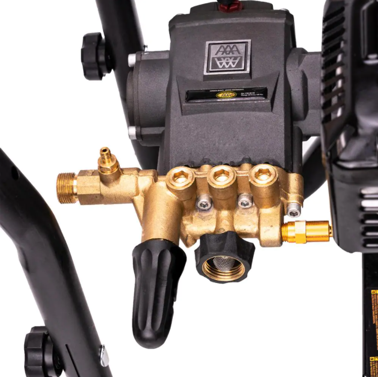 DEWALT 3600 PSI 2.5 GPM Gas Cold Water Professional Pressure Washer with HONDA GX200 Engine