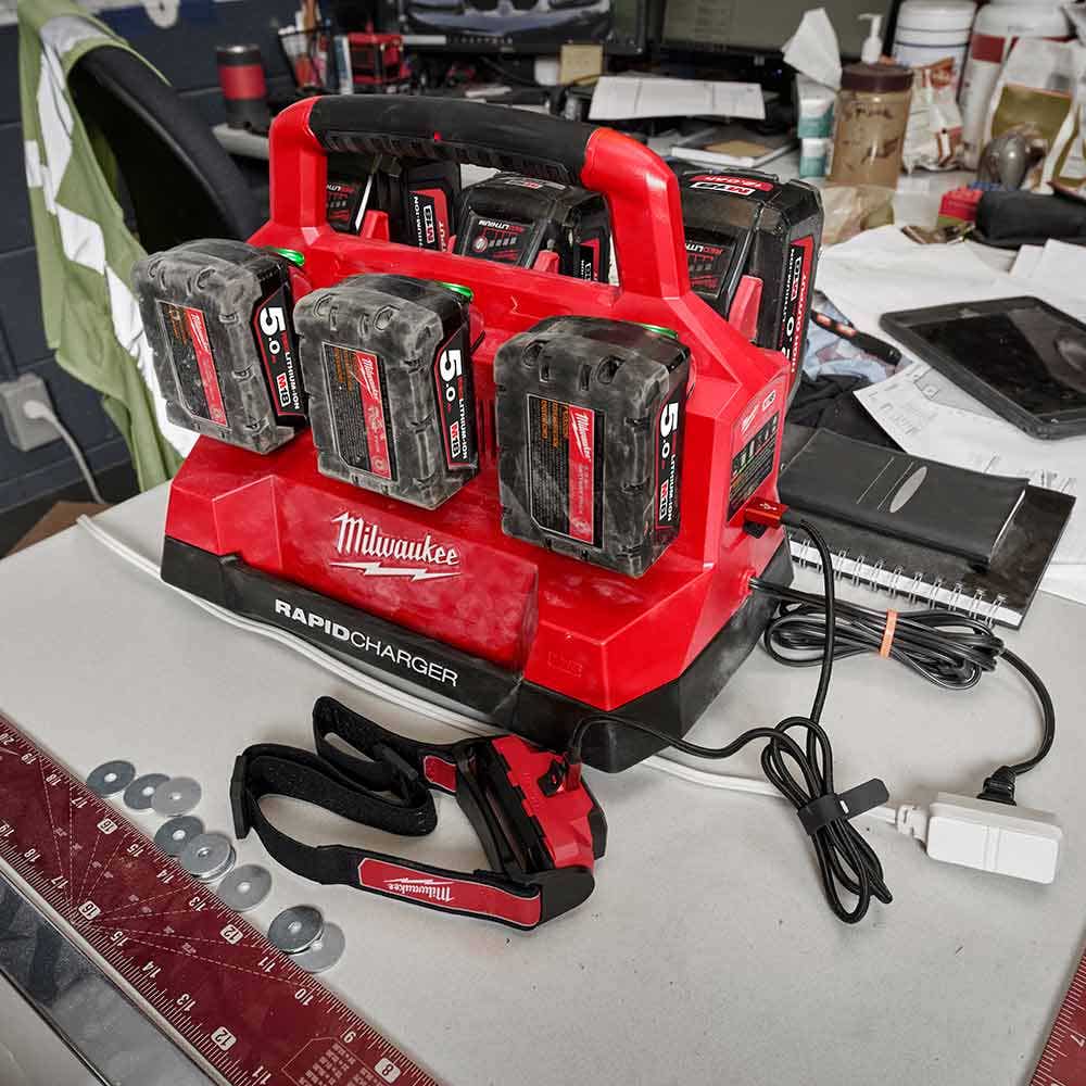 MILWAUKEE PACKOUT™ 6 Bay Rapid Charger M18PC6