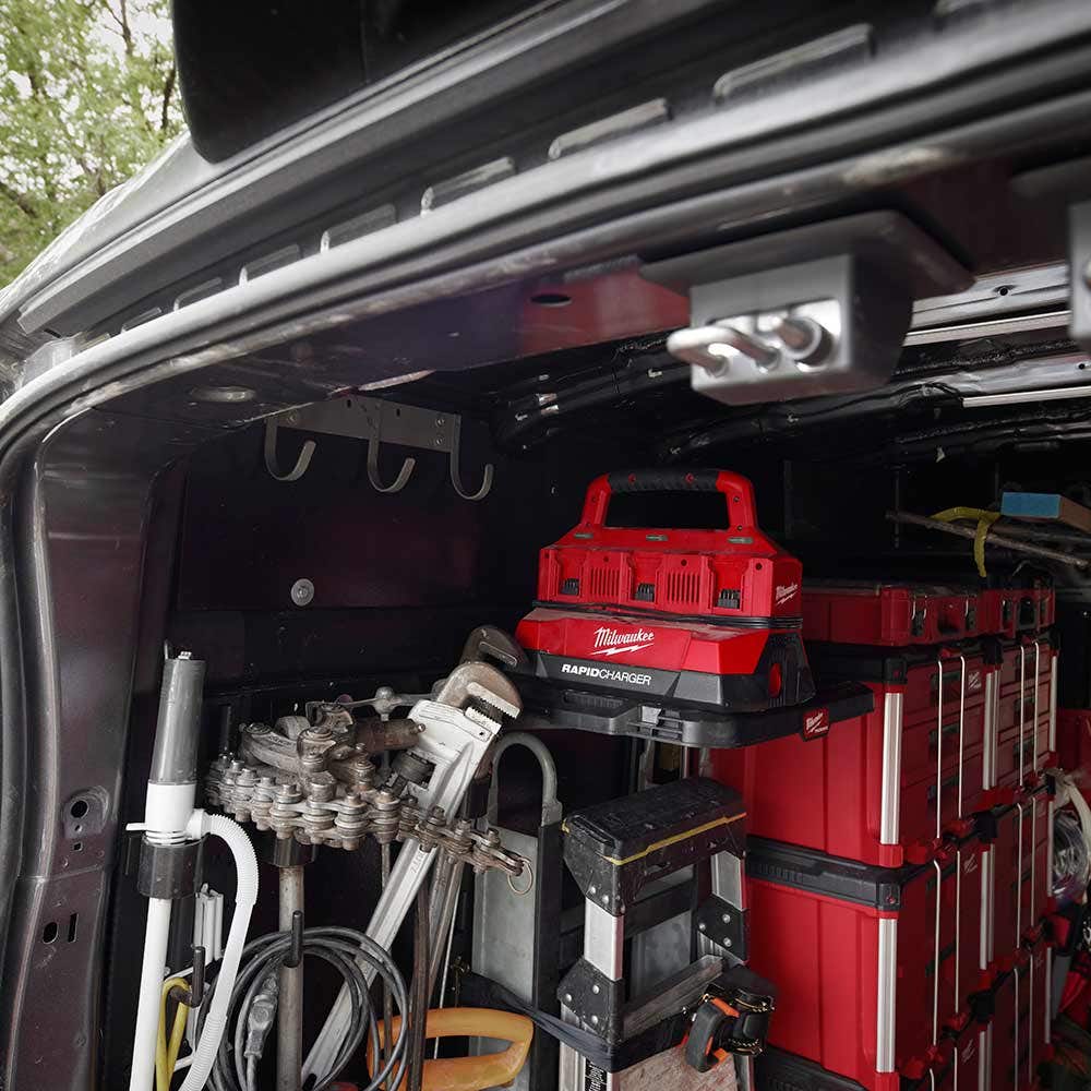 MILWAUKEE PACKOUT™ 6 Bay Rapid Charger M18PC6