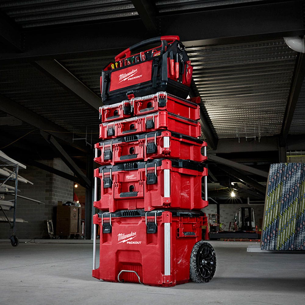 MILWAUKEE PACKOUT™ 500mm Jobsite Storage Tote 48228320
