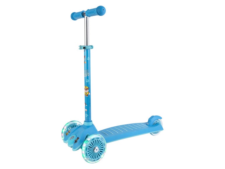 Tri-Scooter mit LED-Rollen