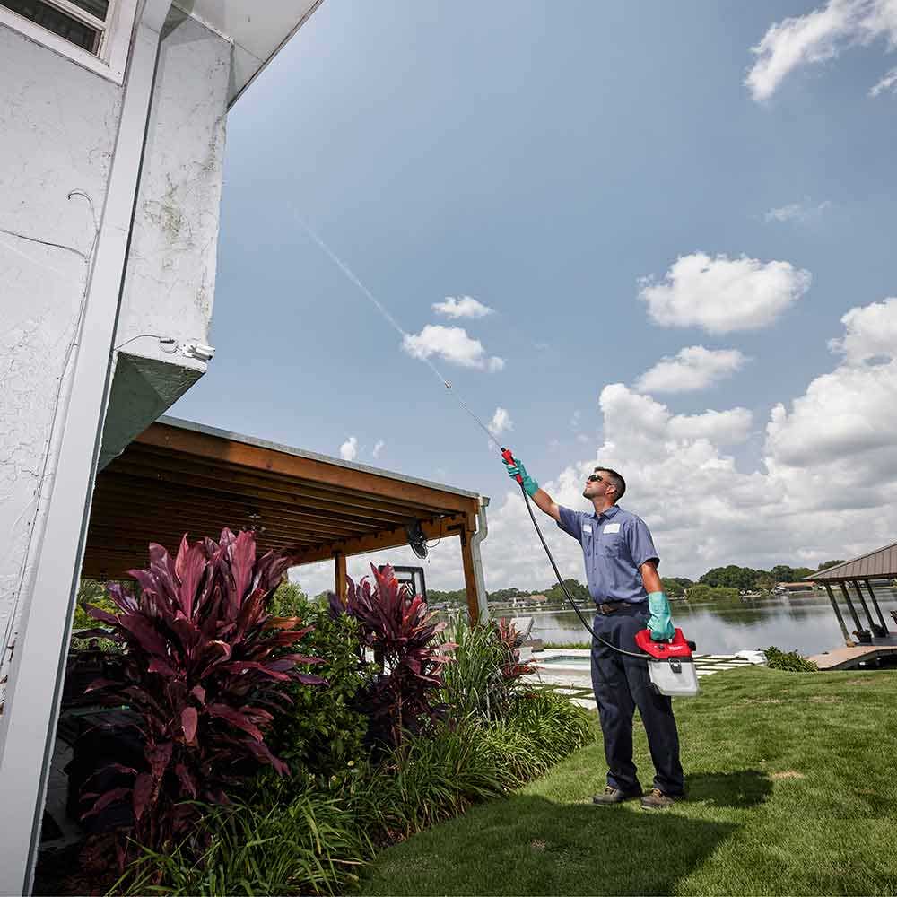 MILWAUKEE 12V 4L Handheld Chemical Sprayer Skin M12BHCS4L0