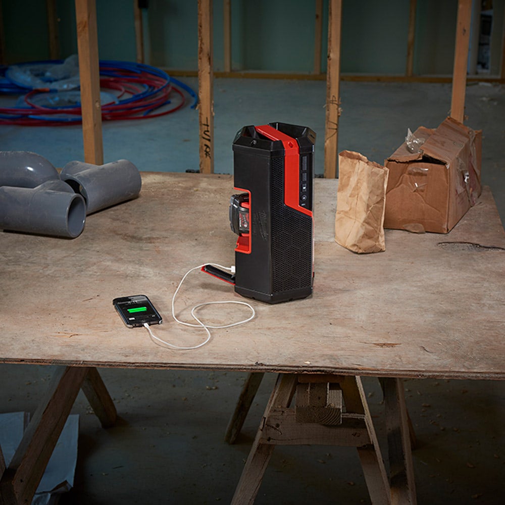 MILWAUKEE 12V/18V Bluetooth Speaker Skin M12-18JSSP-0