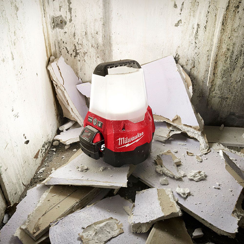 MILWAUKEE 18V Compact Site Light w. Flood Mode M18TAL-0