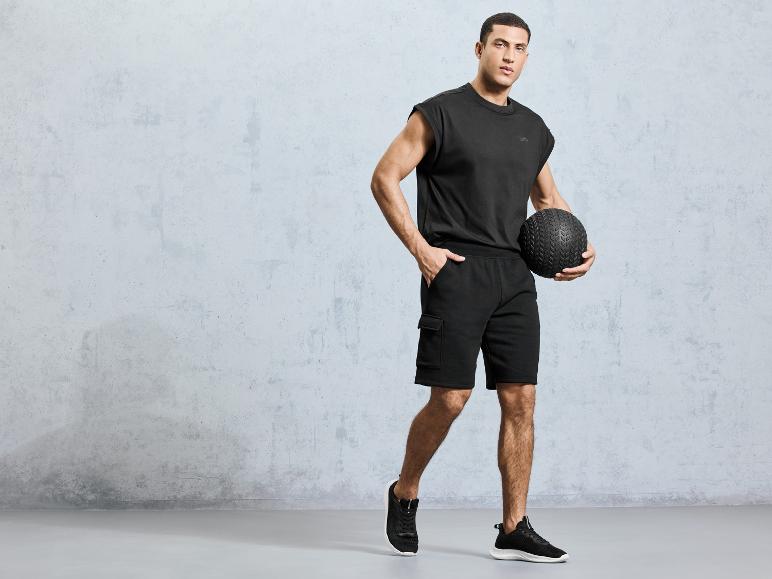 CRIVIT Herren Sweatshorts mit angerauter Innenseite und HeiQ Mint