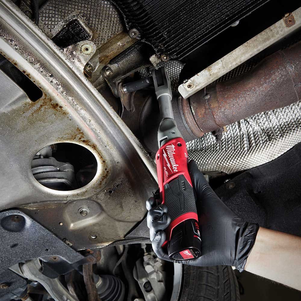 MILWAUKEE 12V FUEL™ 3/8" Ratchet Extended Reach Skin M12FIR38LR-0