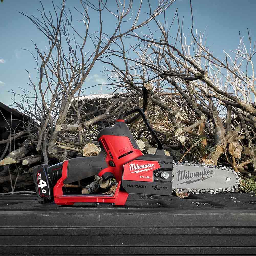 MILWAUKEE 12V FUEL™ HATCHET™ 6" Pruning Saw Skin M12FHS-0