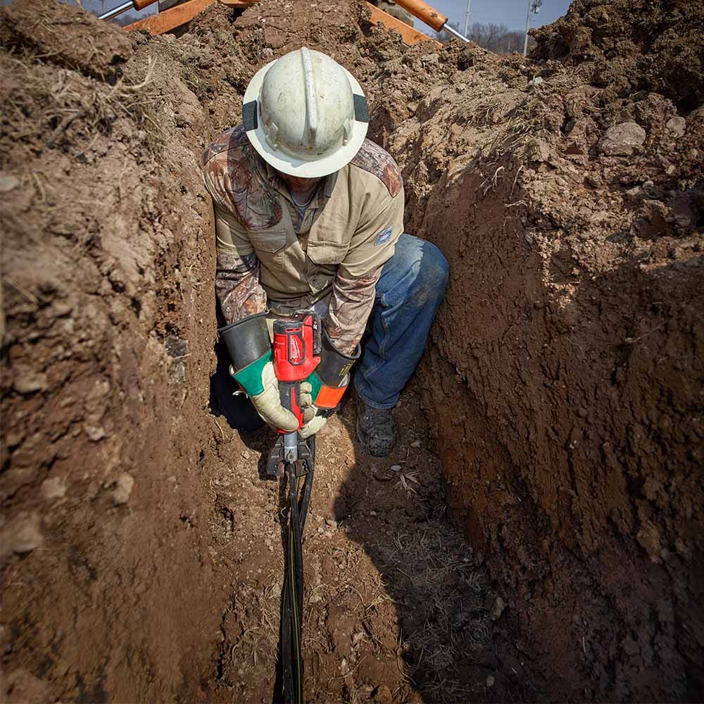 MILWAUKEE 18V 6T FORCE LOGIC Cable Cutter w. Jaw & Blade M18HCC-0C